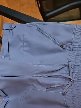 Like New With Out Tags Beautiful Grey Shorts.
